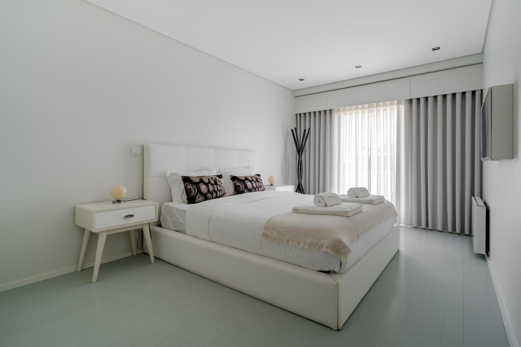 River Town View - Luxury Apartment With Jacuzzi On Terrace Viana do Castelo Exterior foto